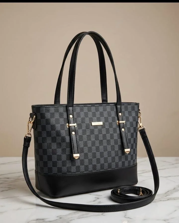 ladies chque hand bag