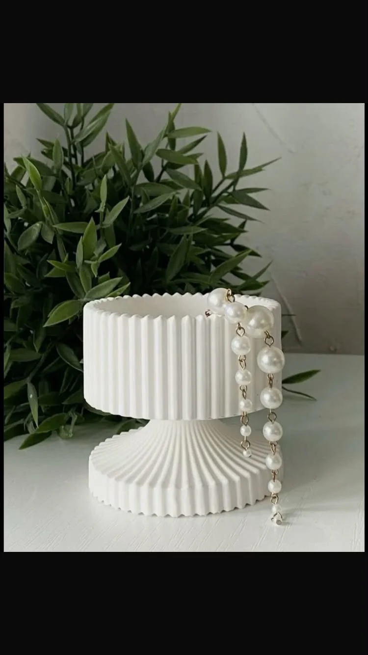 Jewellery storage jar